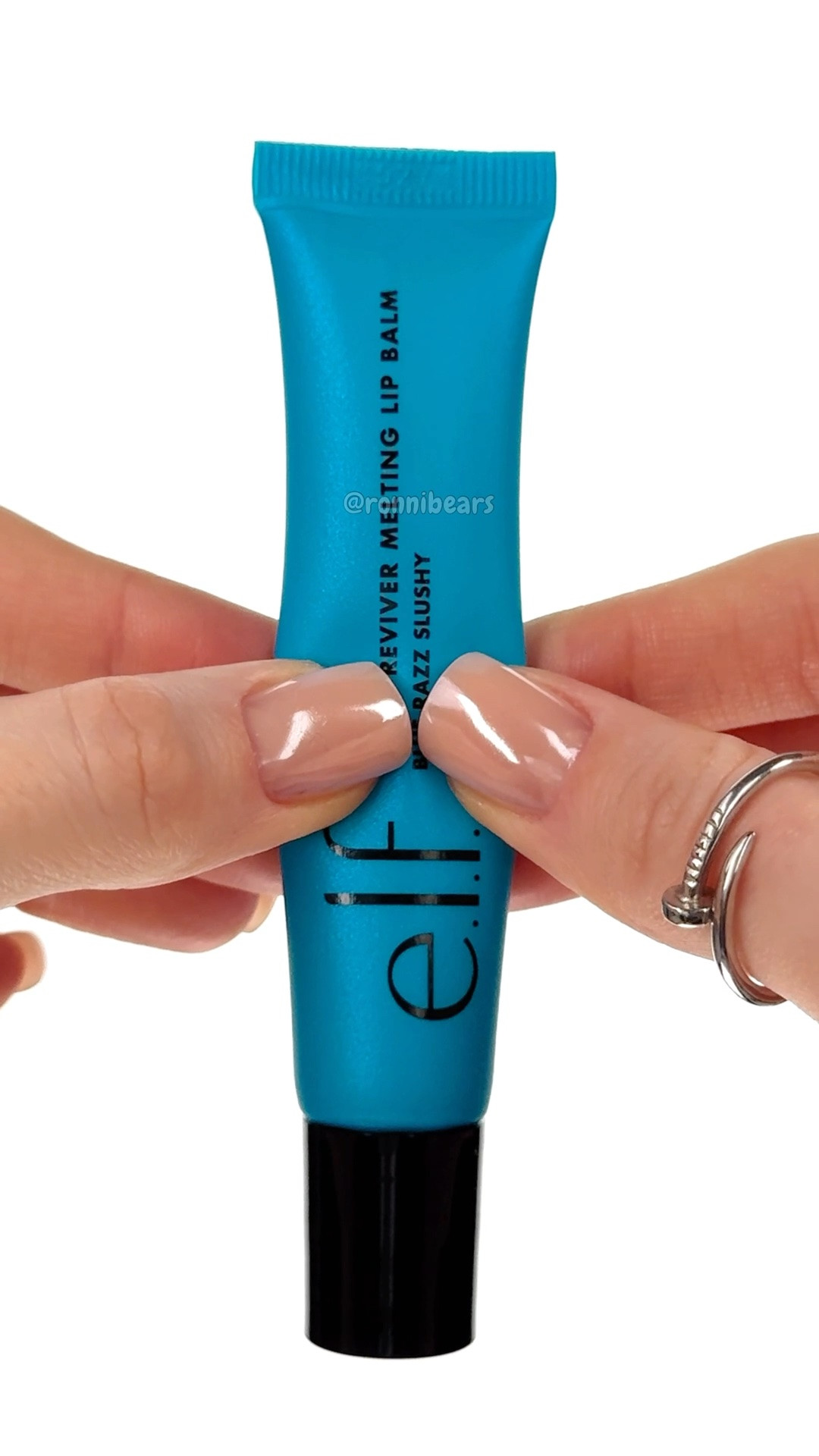 Blue raspberry lip balm 😋💙 

🛍️ Elf Cosmetics Glow Reviver Melting Lip Balm Shimmer in Blue Razz Slushy

#LTKuk #LTKbeauty #LTKsummer