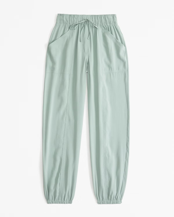 Drapey Utility Jogger | Abercrombie & Fitch (US)