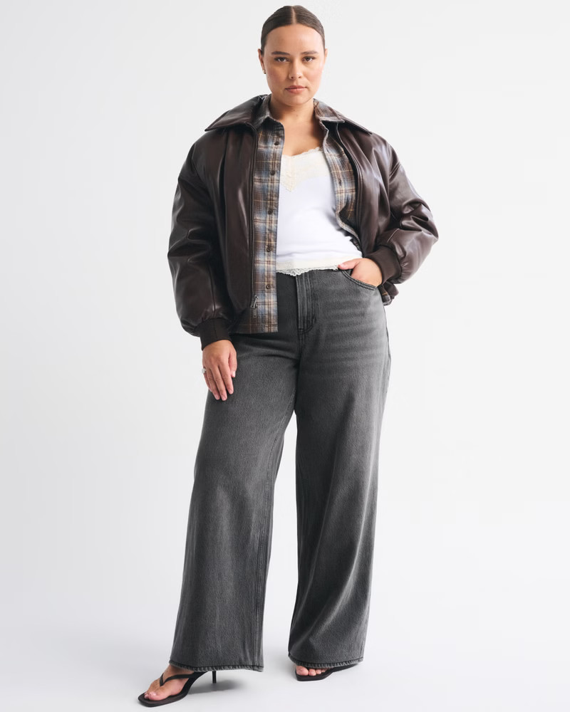 Women's Curve Love High Rise Wide Leg Jean | Women's Bottoms | Abercrombie.com | Abercrombie & Fitch (US)