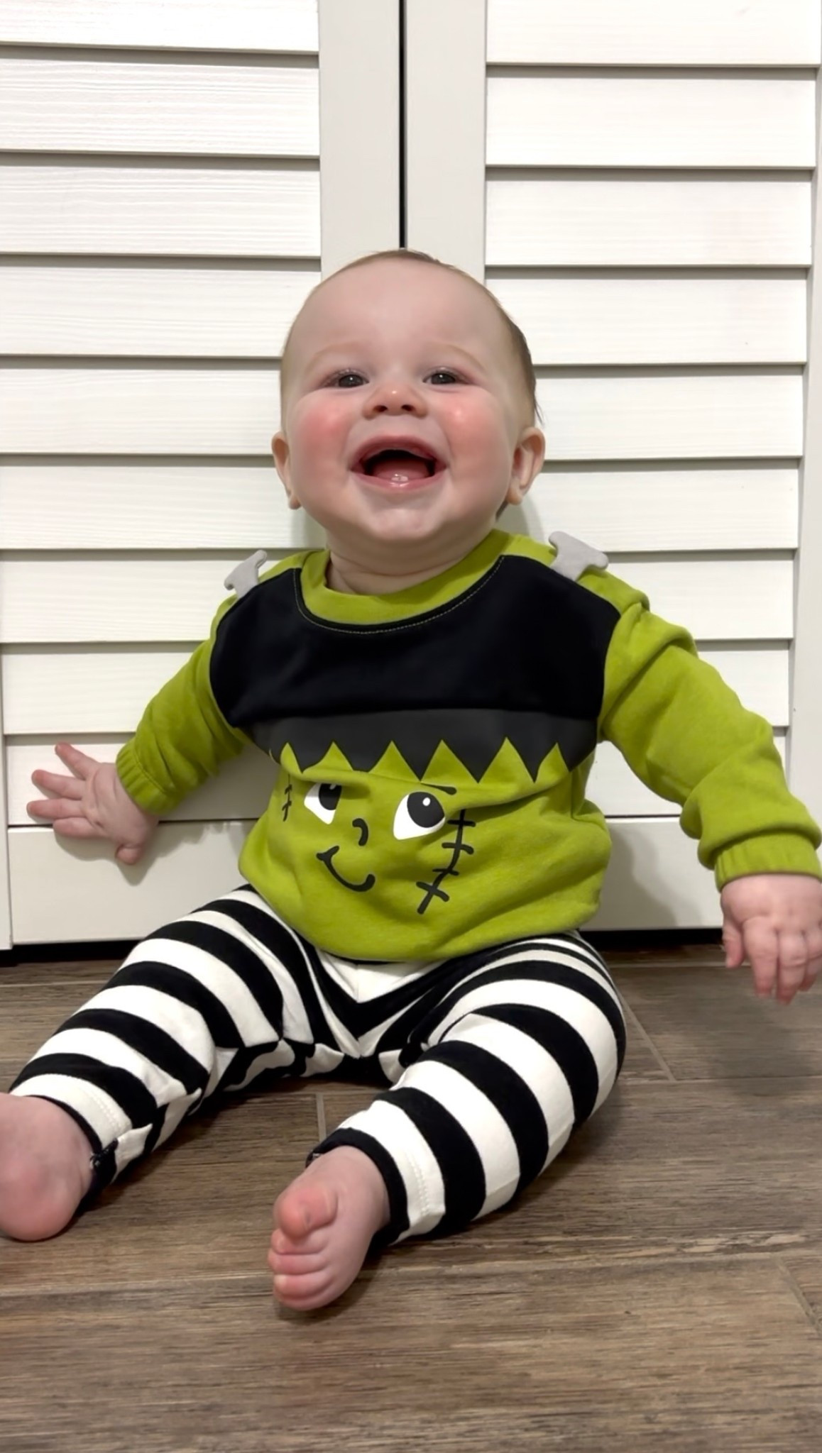 It’s officially spooky month! October 1st means the Halloween outfits are coming out! Day 1 of Liam’s Halloween outfits - first up, Frankenstein! Grab yours from Old Navy! 

#october #october1st #halloween #halloweenoutfit #halloweencostume #firsthalloween #frankenstein #oldnavy #babyclothes 

#LTKSeasonal #LTKHalloween #LTKBaby