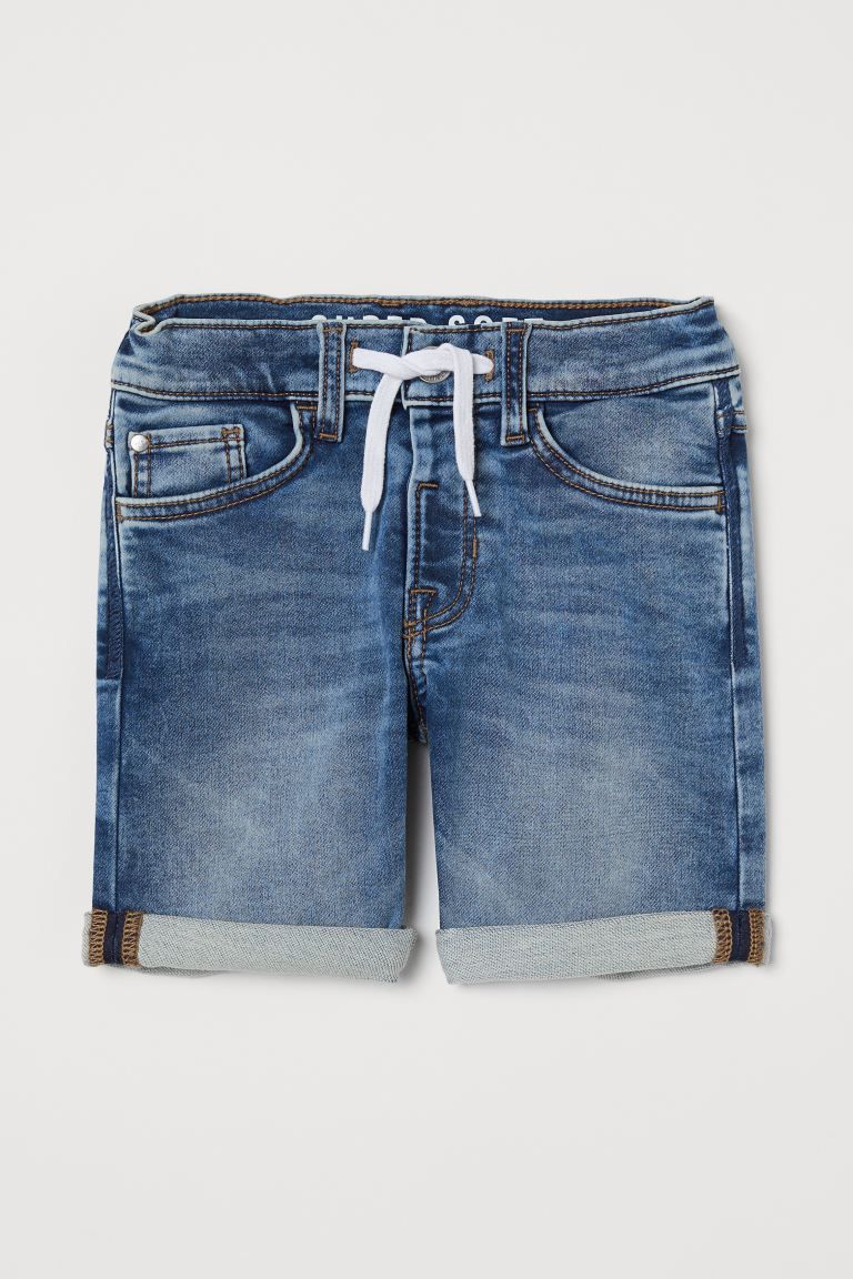 5-pocket shorts in supersoft stretch denim. Adjustable elasticized waistband with decorative draw... | H&M (US + CA)