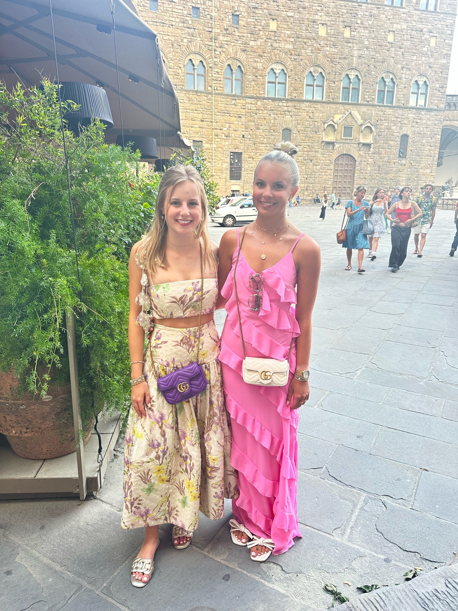 gucci bar 💝

#LTKTravel #LTKFindsUnder100 #LTKStyleTip