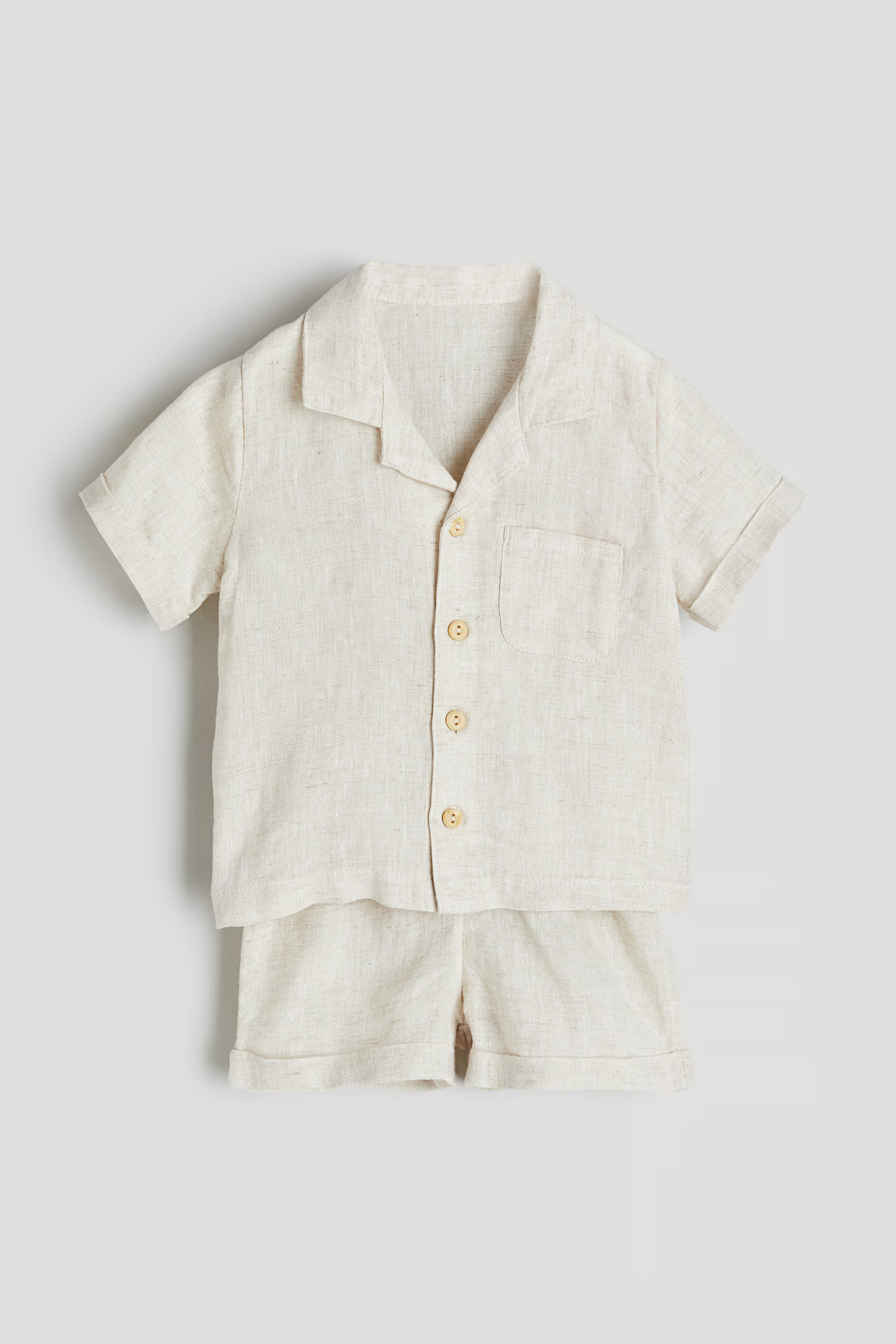 2-piece linen set | H&M (UK, MY, IN, SG, PH, TW, HK)