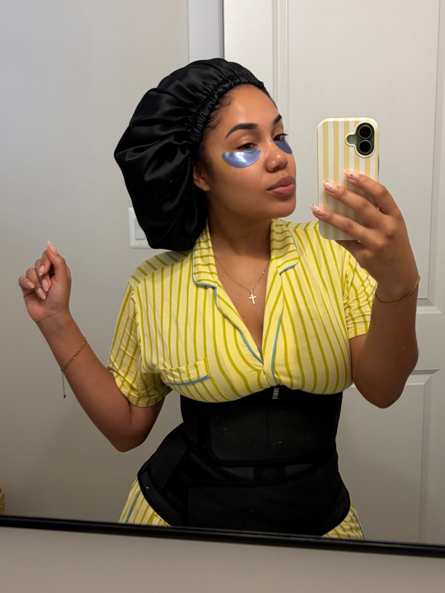 POV: wind down but make it cutesy 😌 This is clearly my go to summer PJs and my absolute fave waist trainer ⏳ And these summer Friday under eye patches are soooo good! #selfcaresaturday #pajama

#LTKselfcare #LTKmomlife #LTKmorningroutine