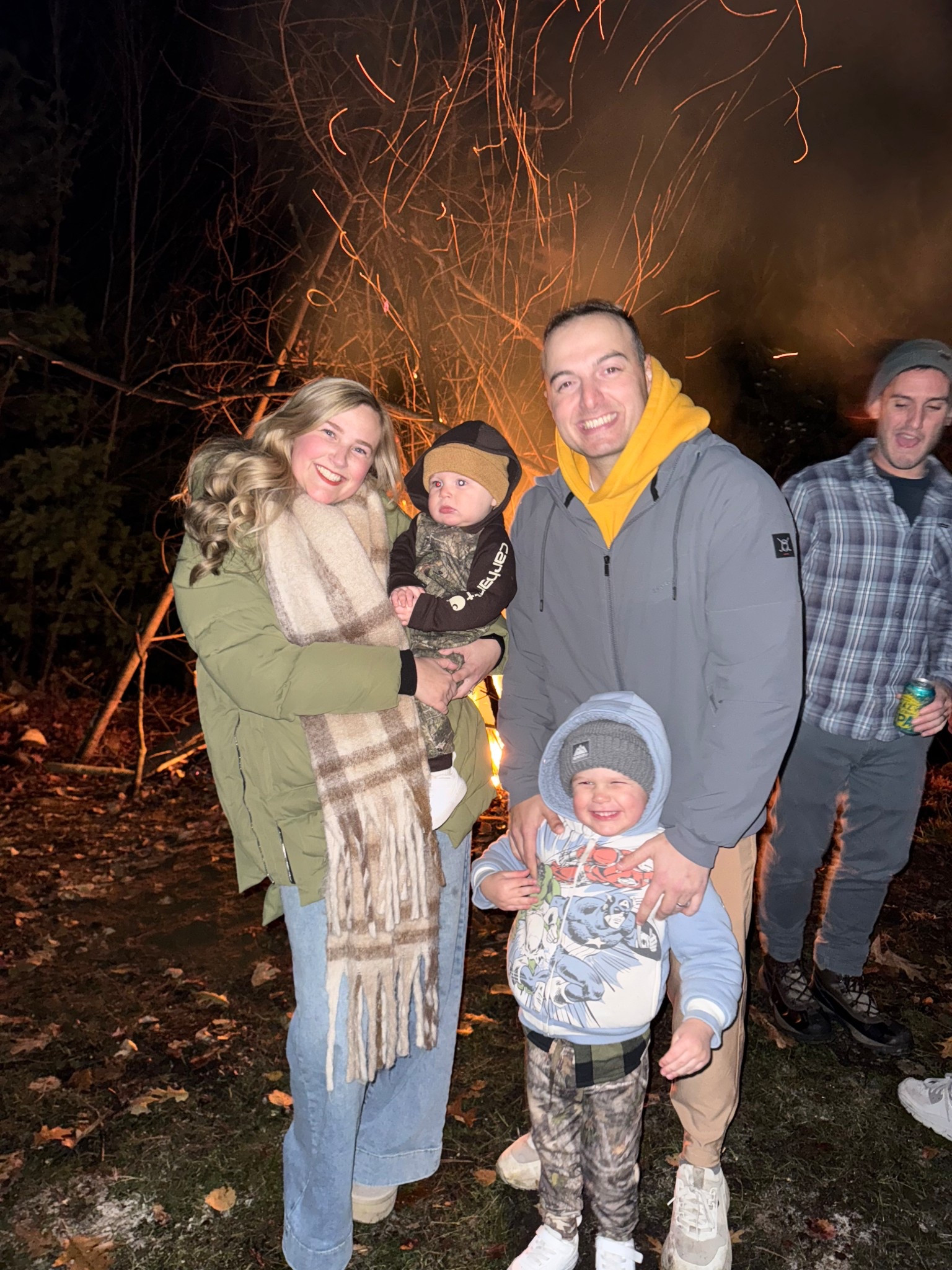 Bonfire fits 

#LTKHoliday #LTKootd #LTKmomlife