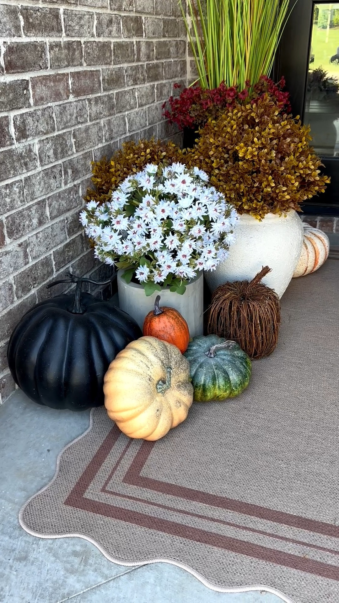 Pumpkins and planters for the fall porch
@lowes @Walmart

#LTKSeasonal #LTKHome #LTKdayinmylife