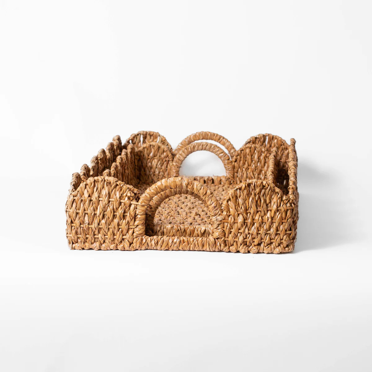 Braided Bankuan Trays with Handles | Stoffer Home