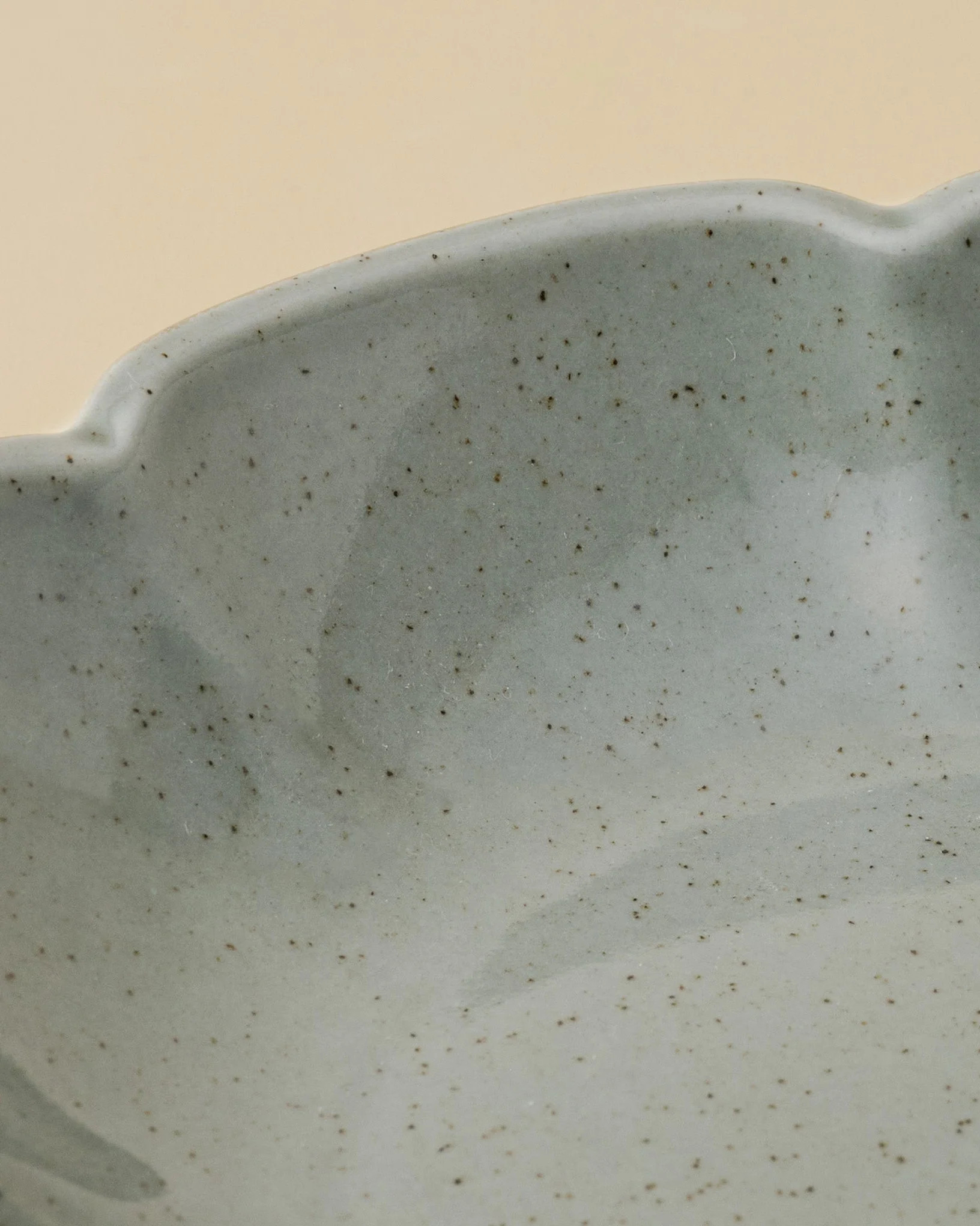 Green Speckle Heirloom Scallop Pasta Bowl | Magnolia