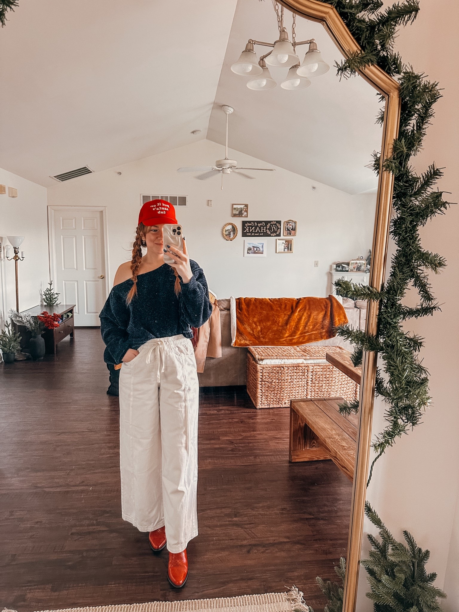 Holiday color combo: red white and navy! 

#LTKootd #LTKHoliday #LTKSeasonal