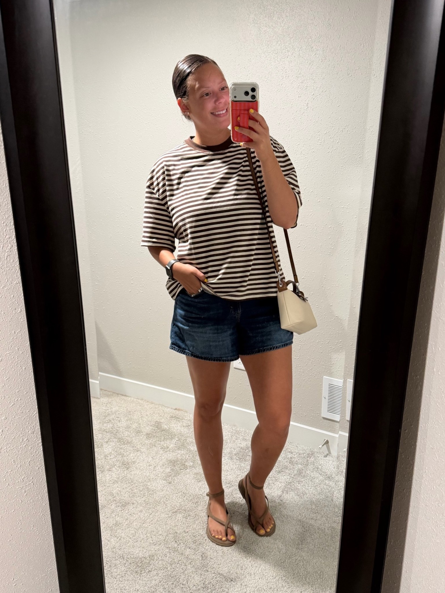 This tee is the perfect top. It’s a must have closet staples. I got my normal size medium.

#LTKootd #LTKSaleAlert