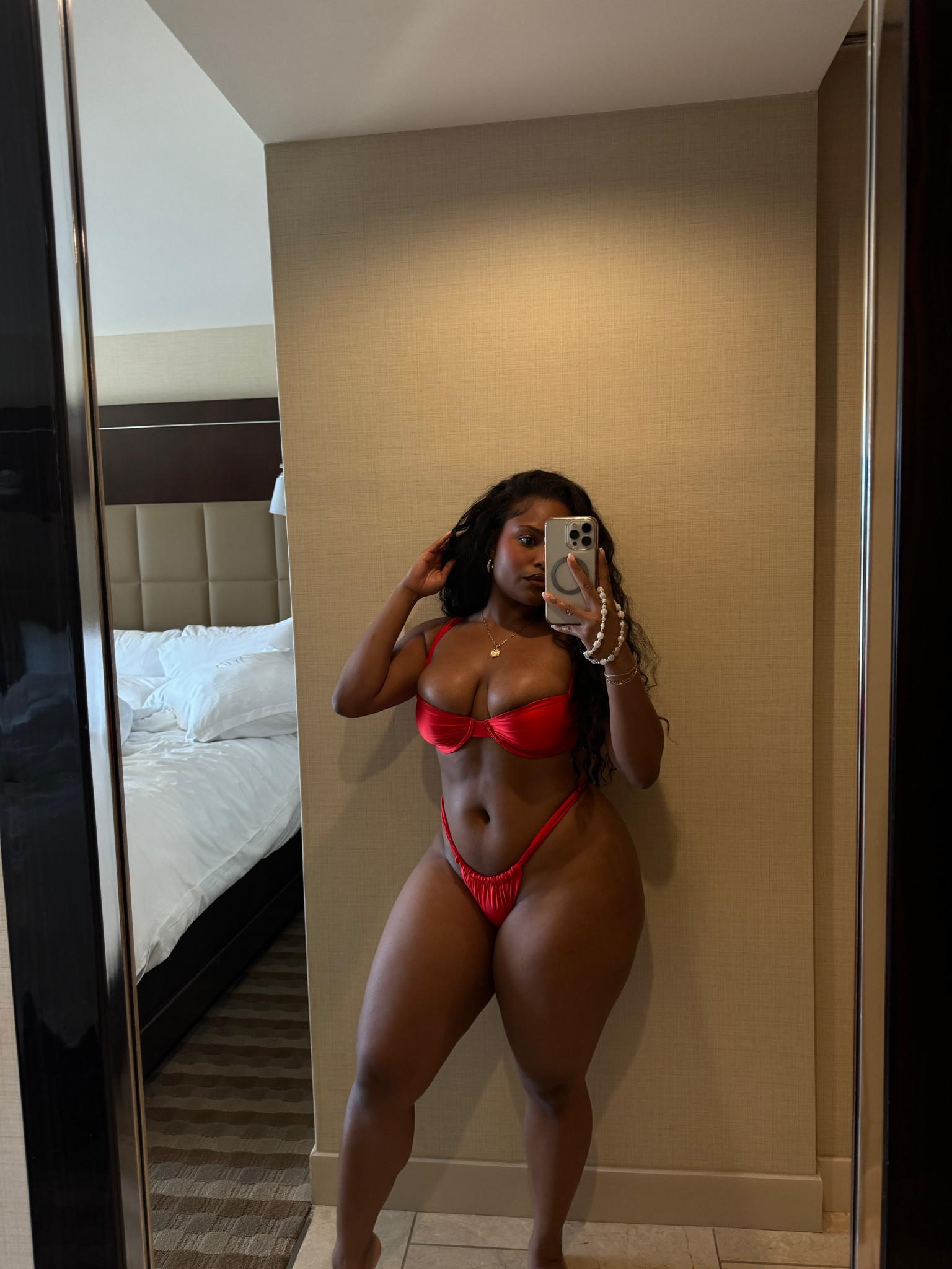 Top M
Bottoms L

#LTKMidsize #LTKParties #LTKSwim