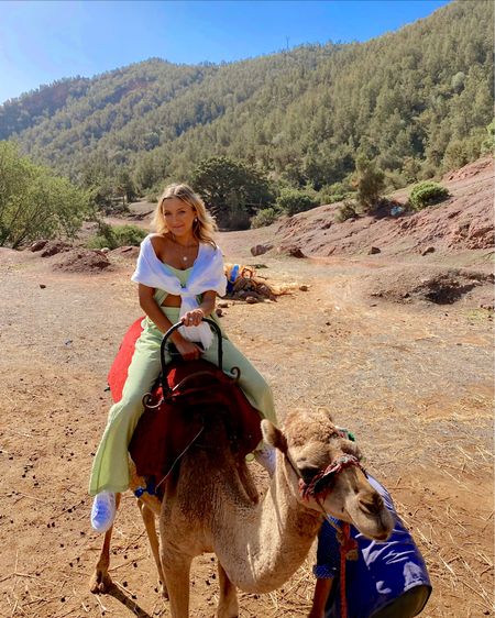 outfit of the day for camel riding in Morocco Africa 🇲🇦