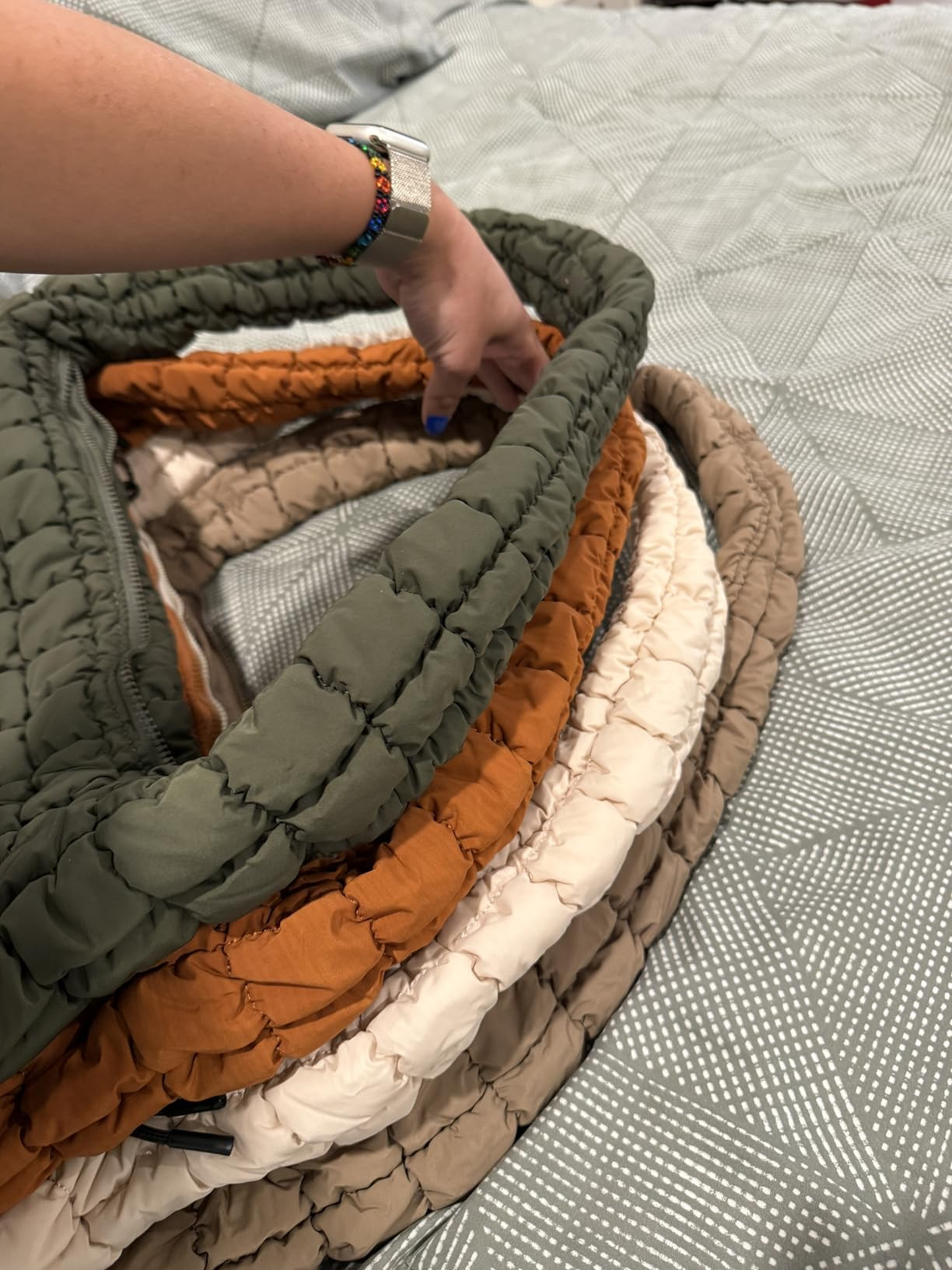 Juoxeepy Quilted Tote Bag Large Carryall Puffer Shoulder Bag Lightweight Padding Hobo Bag | Amazon (US)