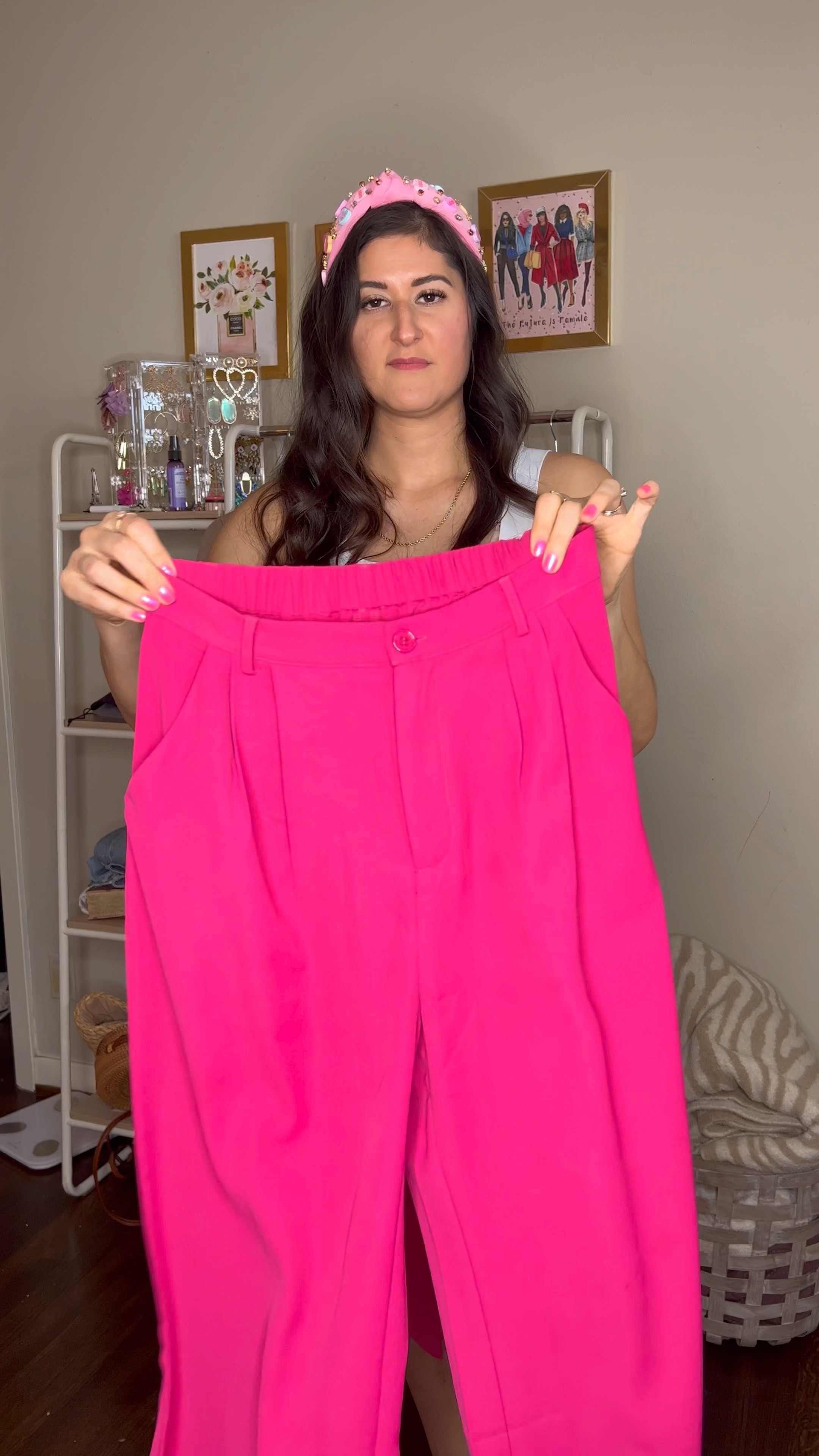 Valentine’s Day outfit 

#LTKSeasonal #LTKworkwear #LTKVideo