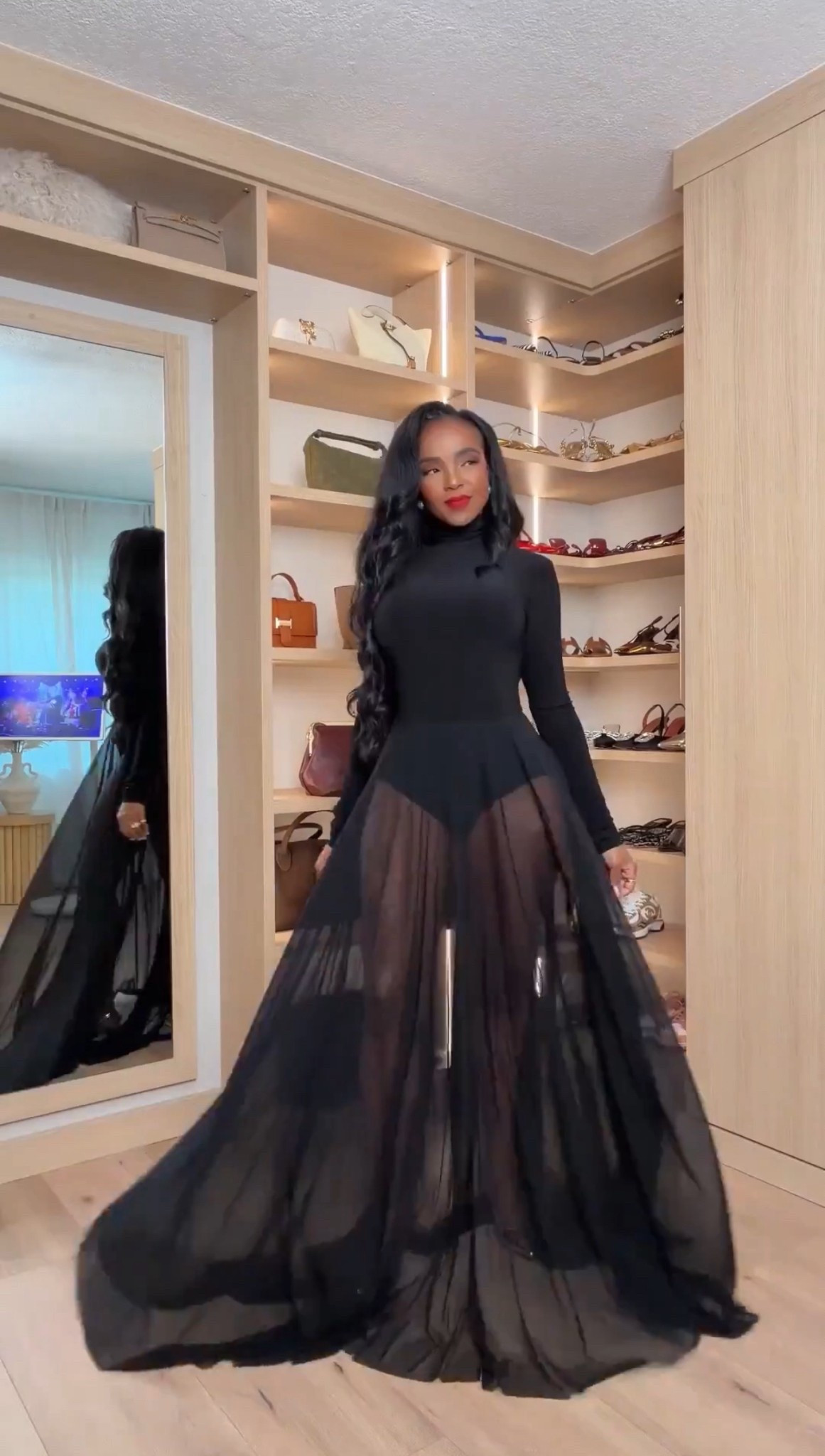 ✨ Pure drama, zero effort
This sheer black maxi moment is giving confidence, movement, and main-character energy. The fitted bodice balances the flowy, see-through skirt perfectly, creating a silhouette that’s bold, elegant, and impossible to ignore.

Perfect for holiday parties, black-tie events, winter galas, or any night you want to walk in and own the room.

📏 Sizing: Wearing size Small
Measurements: 5’4” · 138 lbs · 34D · 27” waist · 40” hips

sheer black gown, dramatic evening look, modern formal outfit, winter event dress, elevated black eveningwear

#LTKHoliday #LTKPetite #LTKootd