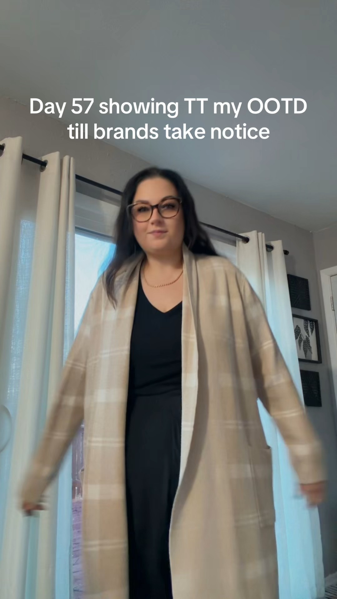 Day 57 ✨
Soft fit, strong confidence 🤍
Shop my outfit via my 🔗 in LTK 💕

#LTKPlusSize #LTKootd