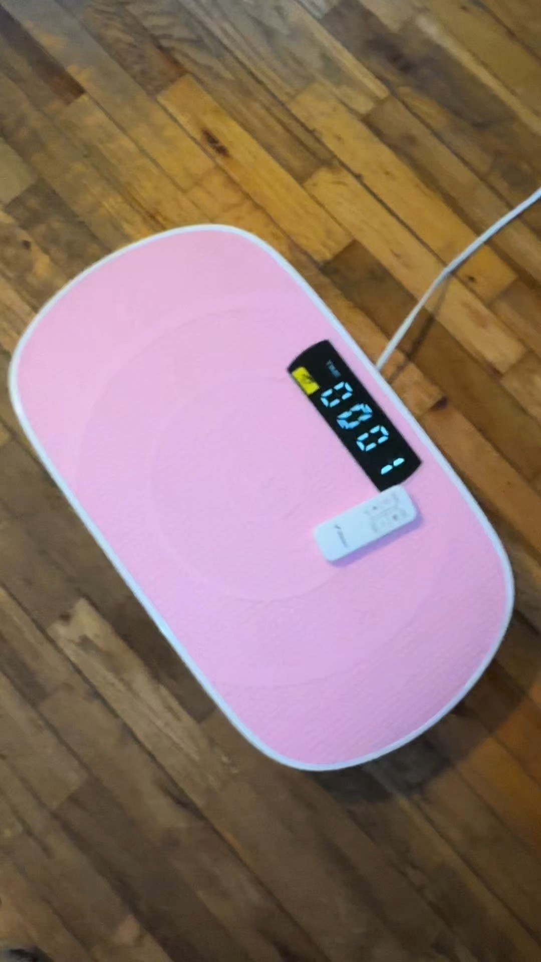 There’s so many benefits when using the Merach Vibration Plate!  Self care is a must & this is a great way to start! 


#LTKfitnessgoals #LTKmomlife #LTKselfcare