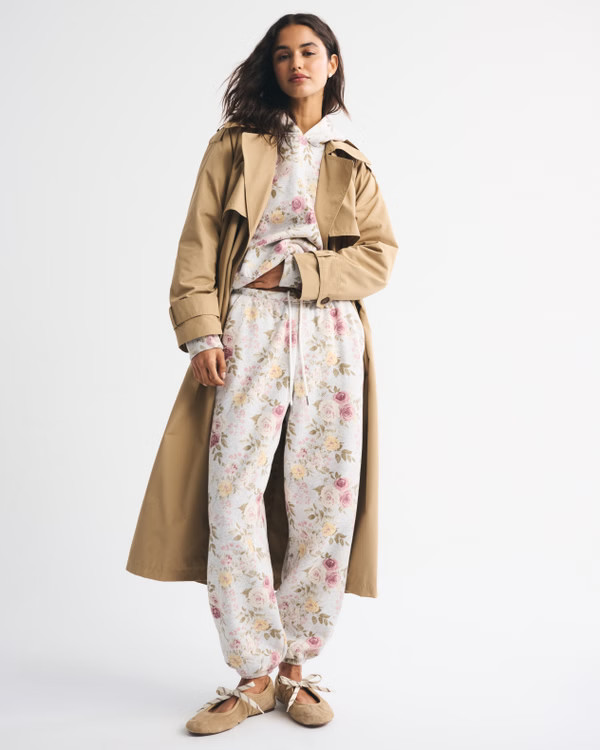 Women's High Rise Sunday Baggy Sweatpant | Women's Bottoms | Abercrombie.com | Abercrombie & Fitch (US)