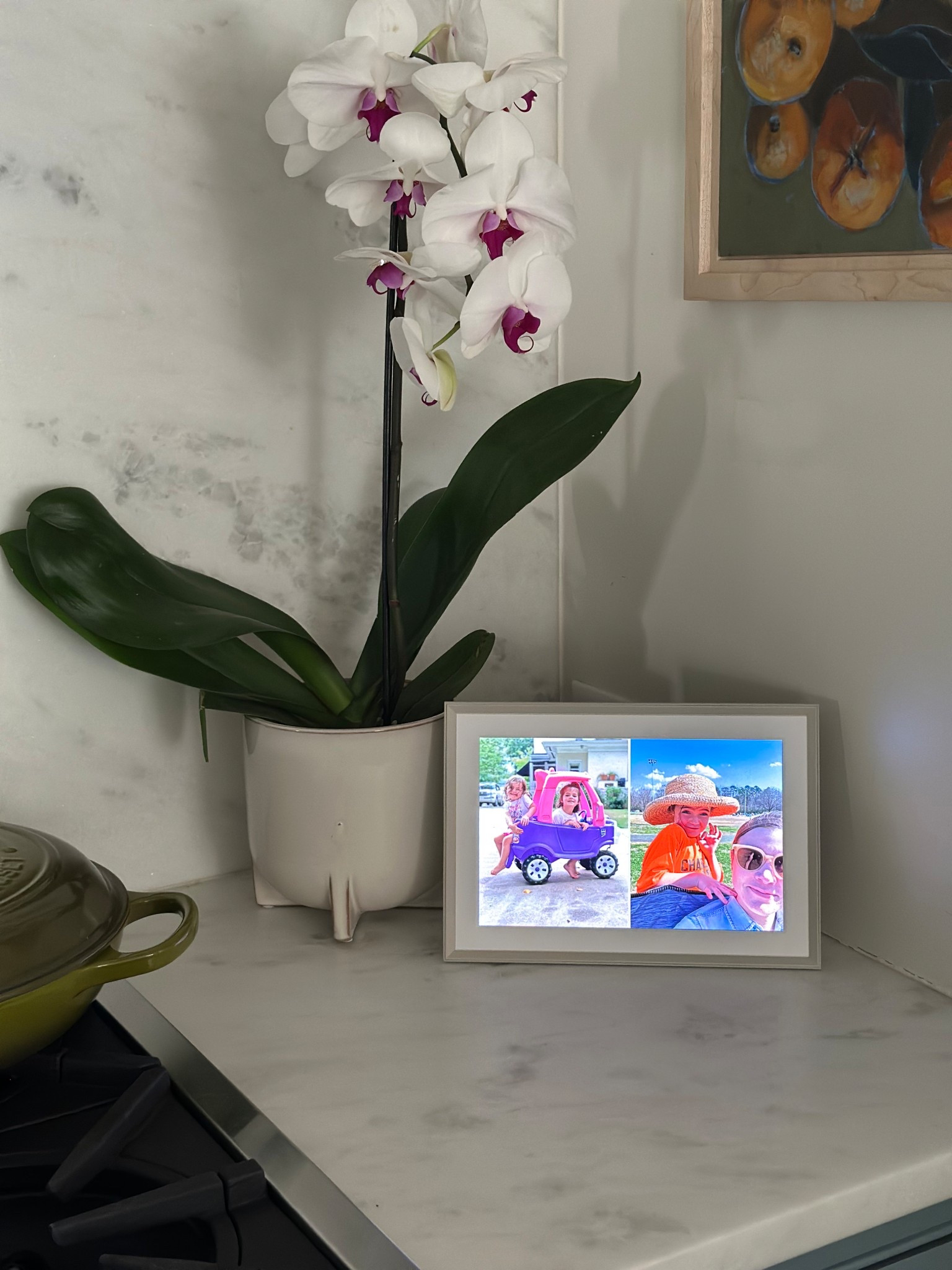 The Aura Frame is the ULTIMATE Mother’s Day gift. It truly is the gift that keeps on giving. Snag one now while their $30 off!

#LTKGiftGuide #LTKHome #LTKSaleAlert
