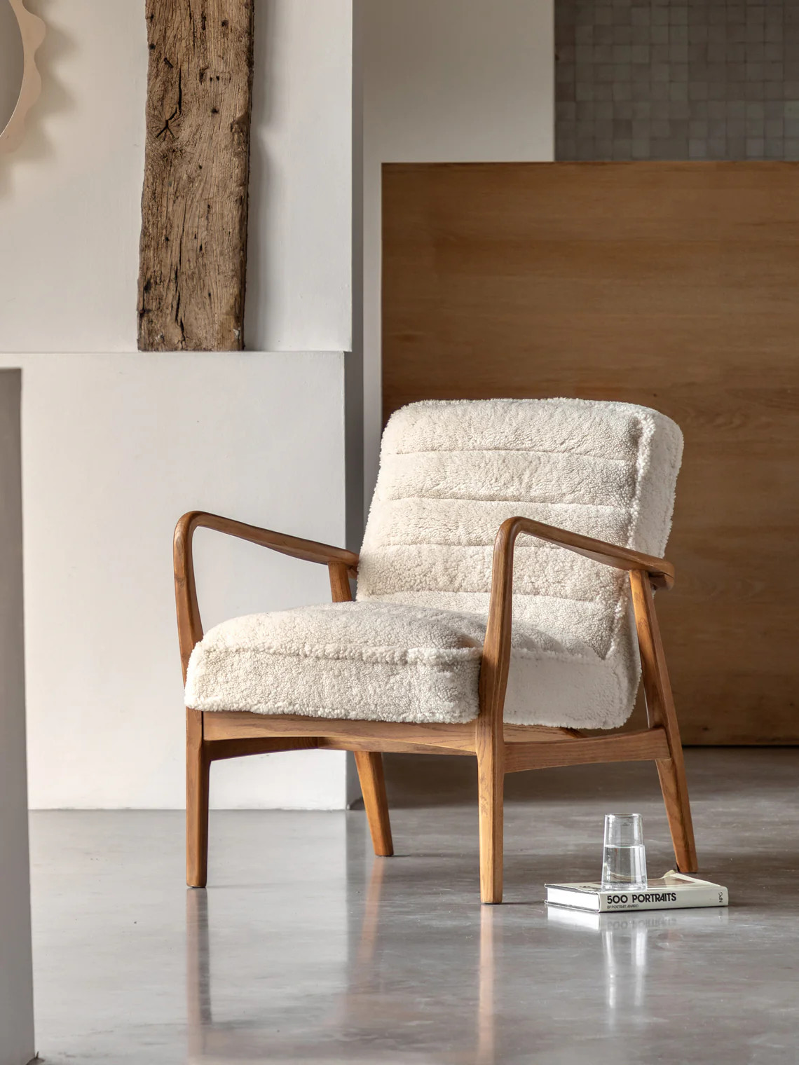 Fauteuil lounge en tissu peluche Datsun | Westwing EU