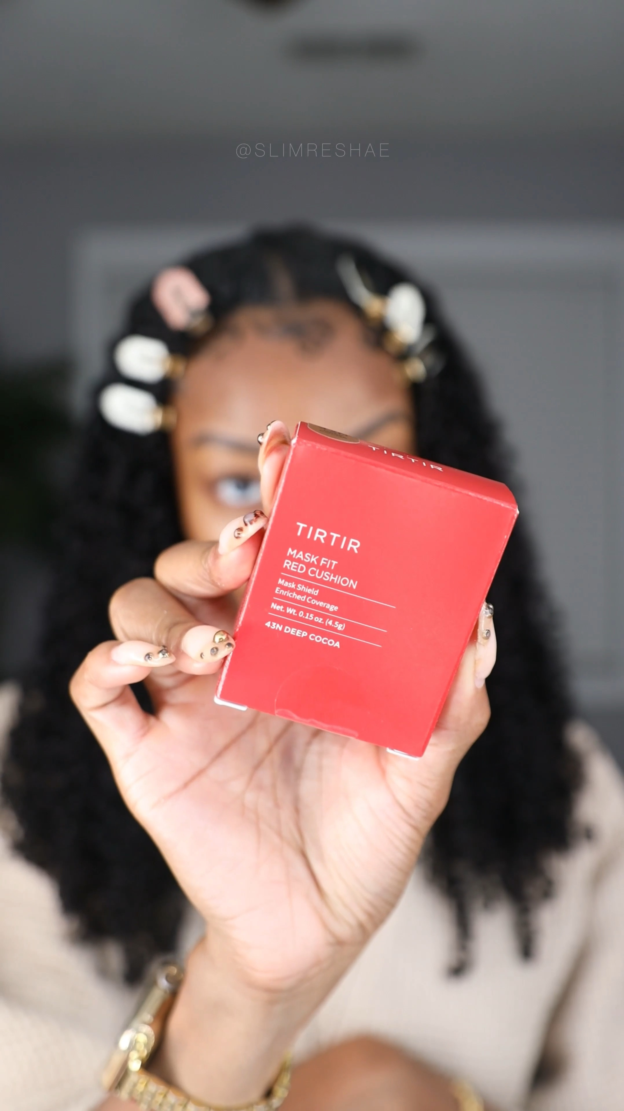 tir tir thissss tir tir thattttt. i had to see whats tea! do yall see this!? TOP TIR TIR 👏🏾 👏🏾👏🏾
•
•
cushion foundation shade: 43N deep cocoa
milk skin toner light
@tirtir_global ✨ #tirtir #explore