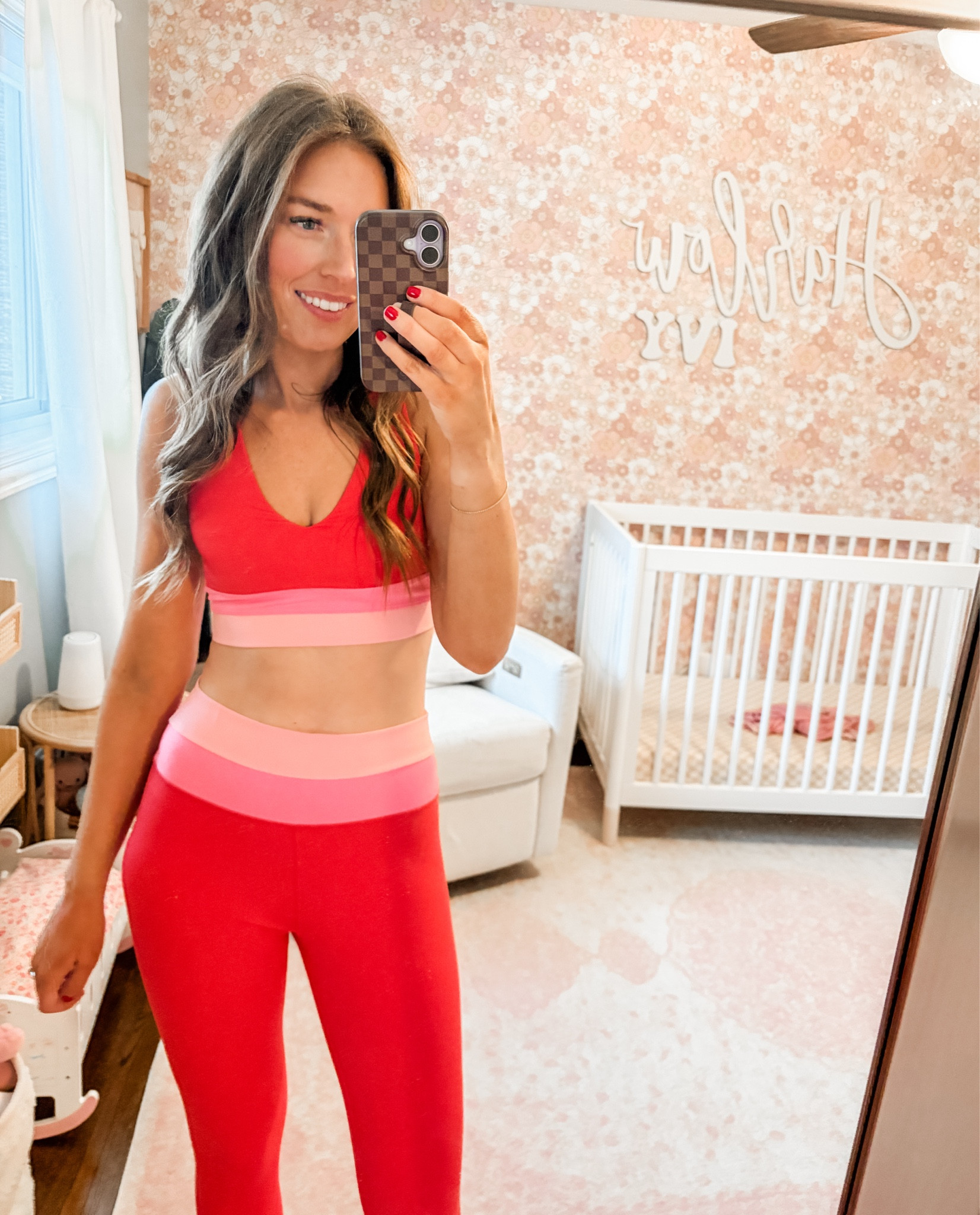 Wearing a size S in sports bra and M in leggings 

Workout tank / New Year’s resolution / workout / activewear / sports bra / leggings 