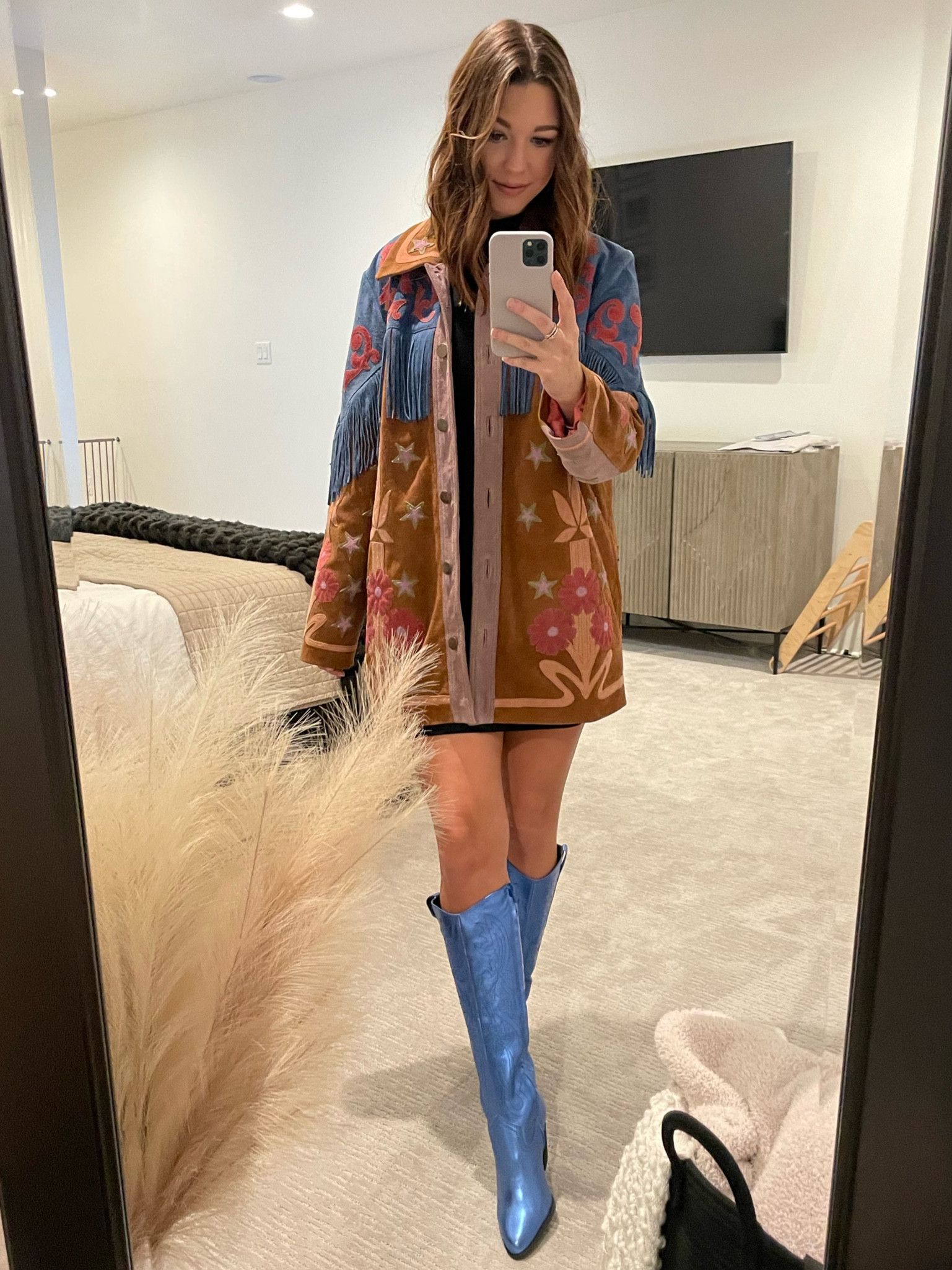 Wearing a size small in the jacket (runs big/ oversized) and a size 7.5 in the boots! 