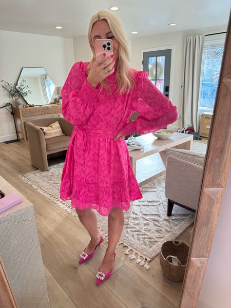 Amazon dress on sale today! I’m in a size medium 

#LTKfindsunder50 #LTKsalealert #LTKstyletip