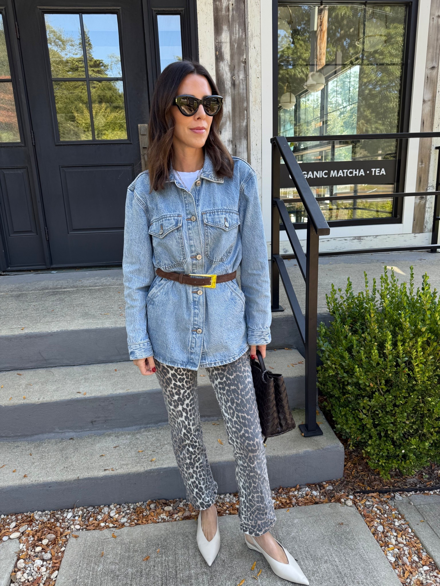 How I style leopard pants.
Wearing a size 24, but I would go up 1 size for a comfier fit! 


#LTKPetite #LTKStyleTip #LTKSaleAlert
