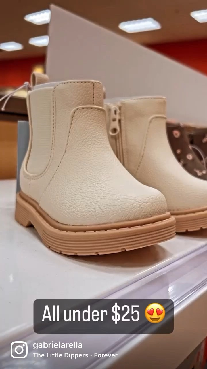 #targetfinds
#targettoddlerboots
#toddlerboots
#target
#catandjack

#LTKstyletip #LTKunder50 #LTKkids