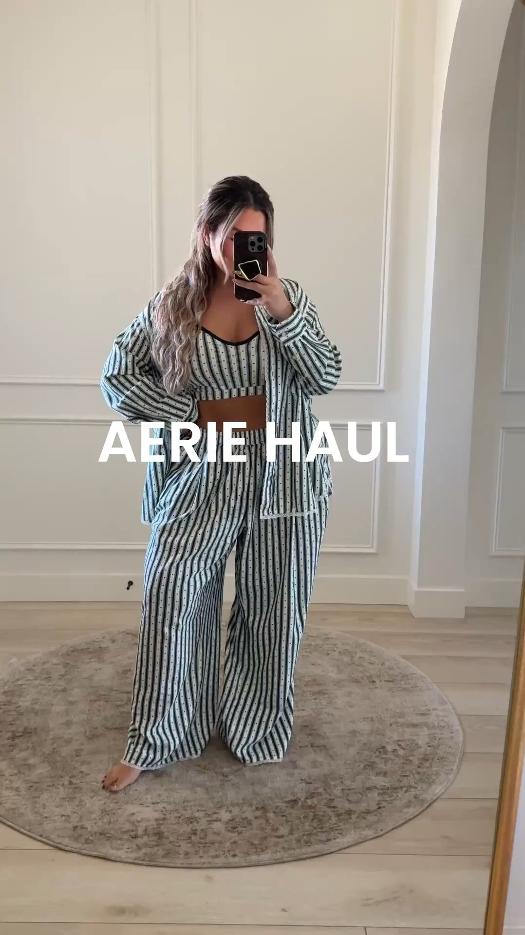 Aerie / American Eagle Haul 

Jumpsuit L 
Sweater over jumpsuit is amazon size L
Dresses L 
Skirt L 
Dark brown sweatshirt L 
Tan sweatshirt L 
Tan joggers L 
Wide leg sweatpants L reg they run big size down 
Pjs all L 
Pj bra tops xl 
White tank amazon M/L 
Amazon sweater draped with dress XL 

All boots size up 
Flats tts 


Follow my shop @shaynaslife on the @shop.LTK app to shop this post and get my exclusive app-only content!

#liketkit 
@shop.ltk
https://liketk.it/5wD4p

#LTKFindsUnder50 #LTKHoliday #LTKSaleAlert