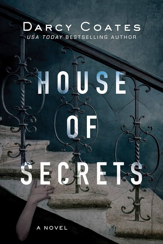 House of Secrets (House of Shadows, 2) | Amazon (US)