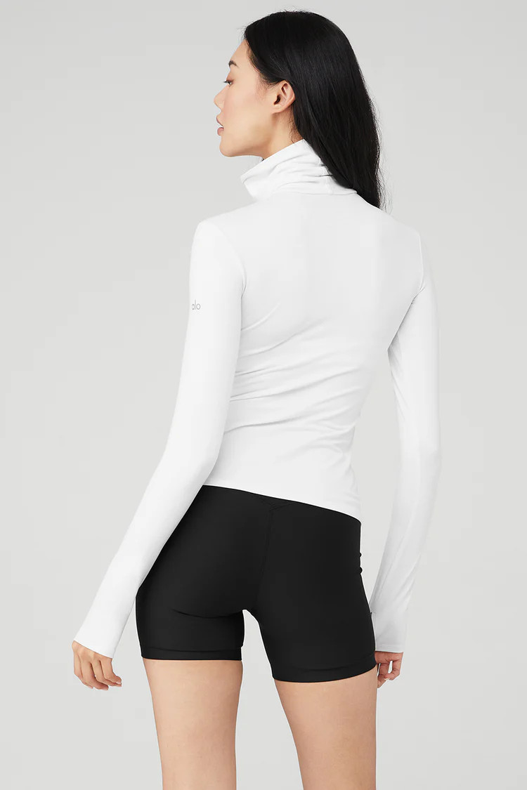 Alosoft Refine Turtleneck - White | Alo Yoga