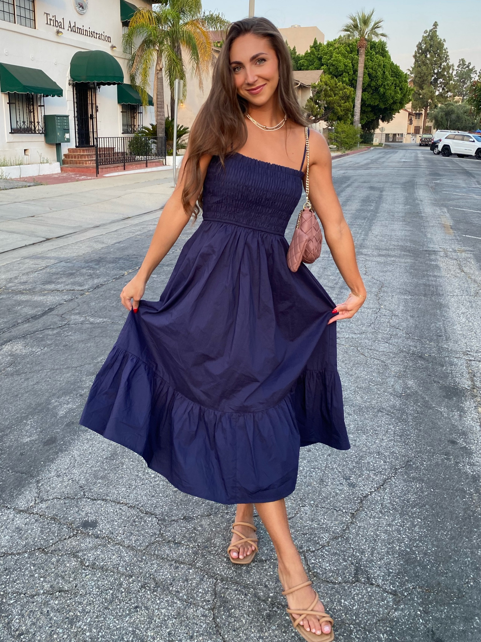 Loving maxi dresses this summer ☀️


Summer | ootd | dress | sundress | picnic dress | sandals | sale | on sale | navy blue 

#LTKStyleTip #LTKxNSale #LTKSaleAlert