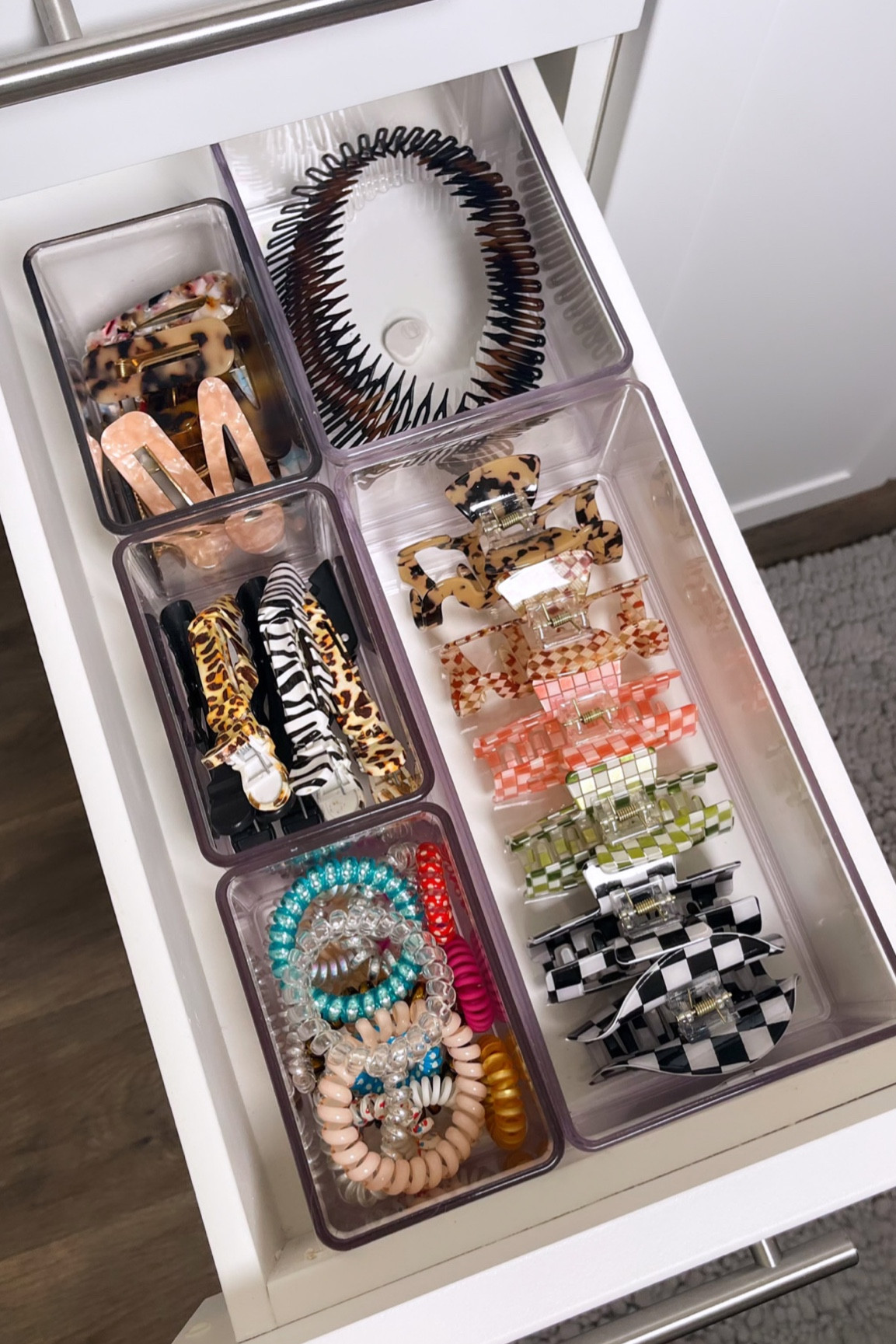 Bathroom drawer organization 

#LTKhome