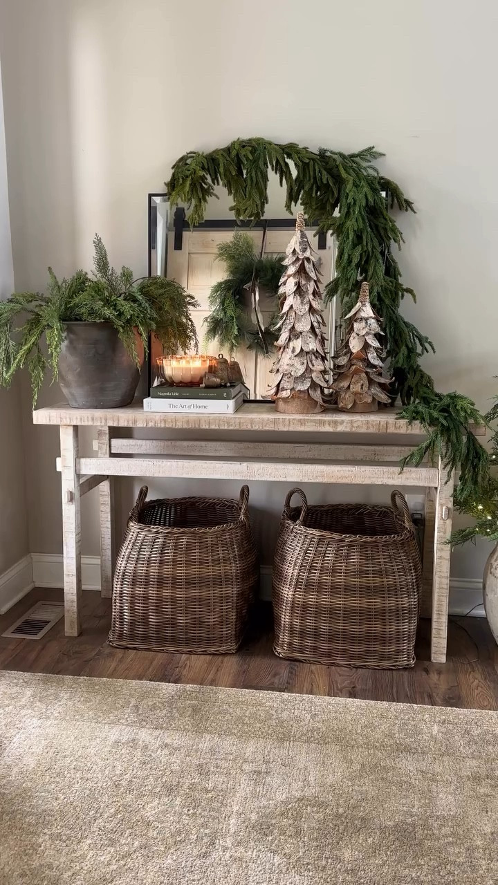 Holiday Entry🎄 first snow coming tomorrow! If it’s gonna be cold - we want snow!!! Anyone else?

SHOP for 🔗🔗

#LTKSeasonal #LTKHome #LTKHoliday