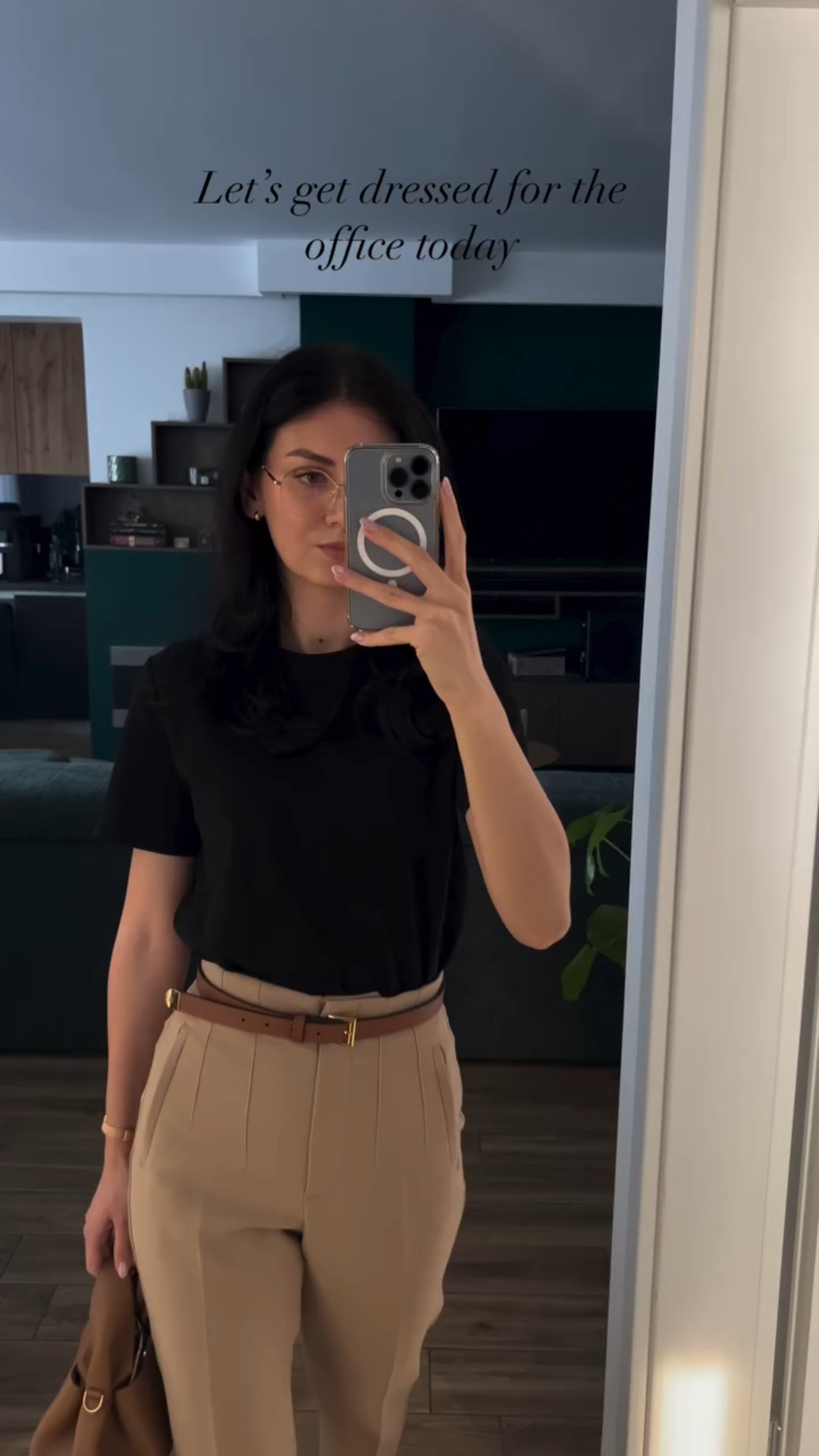 Grwm for a day at the office as a marketing girlie 👩🏻‍💻#corporategirl #officeoutfits #workwear