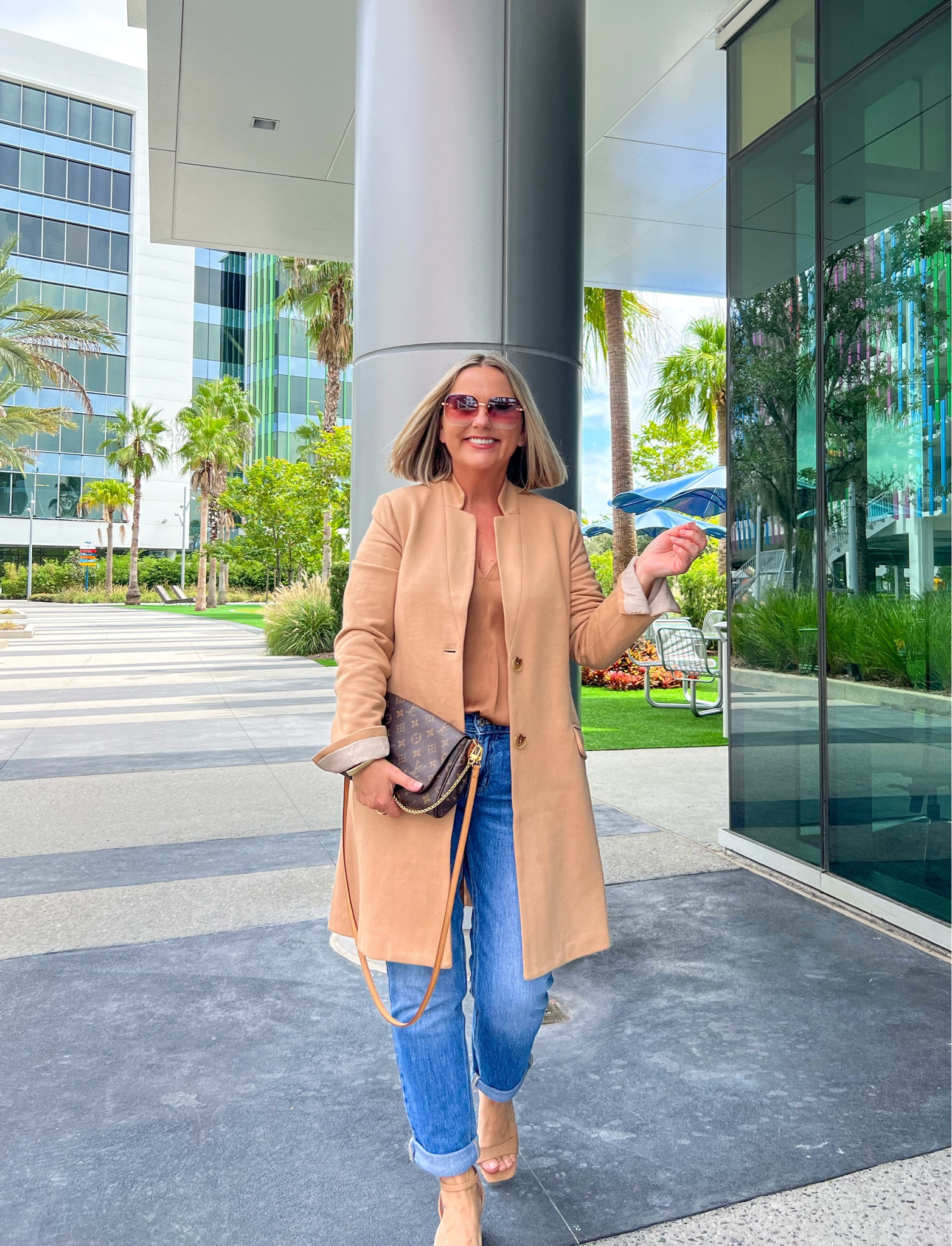 This jacket/coat is so good. Perfect for fall. Very versatile.
Jeans, notch collar topper, heels.
Use code JONA25 for the coat/jacket through Thursday October 17th

#LTKStyleTip #LTKSaleAlert #LTKOver40