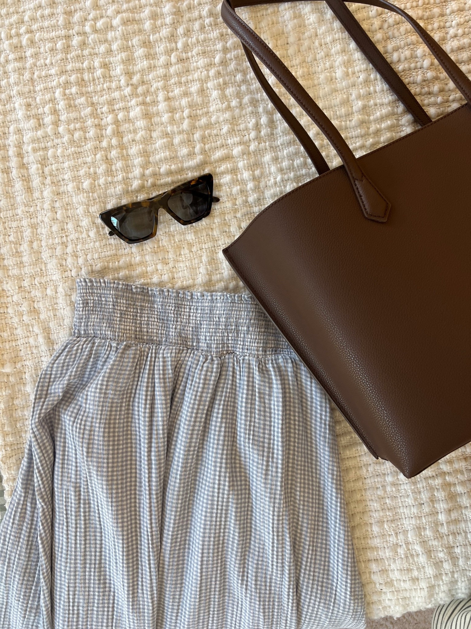 a tiny Quince haul! Bump friendly skirt with the cutest accessories!

#LTKmomlife #LTKootd #LTKBump
