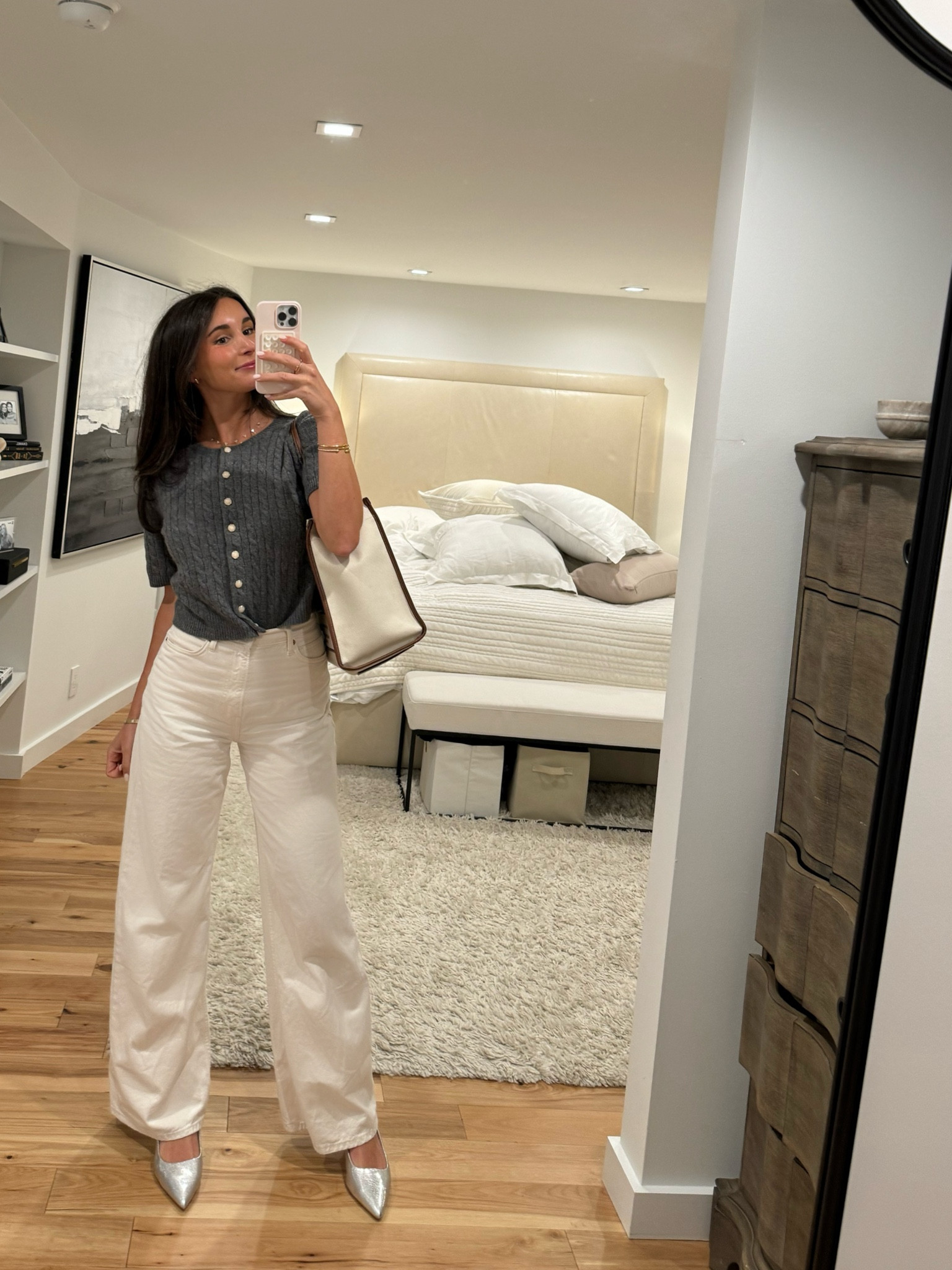 This short sleeve sweater is PERFECT for summer days in the office 

#LTKWorkwear