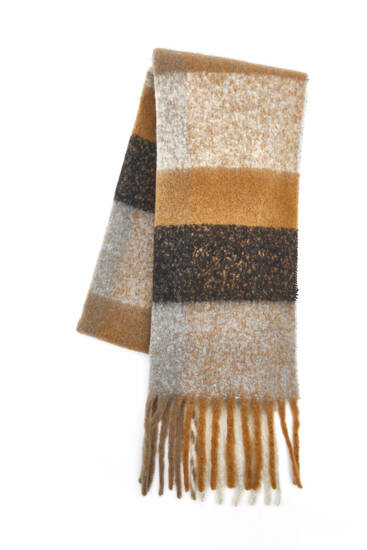 FRINGED CHECK SCARF | PULL and BEAR UK