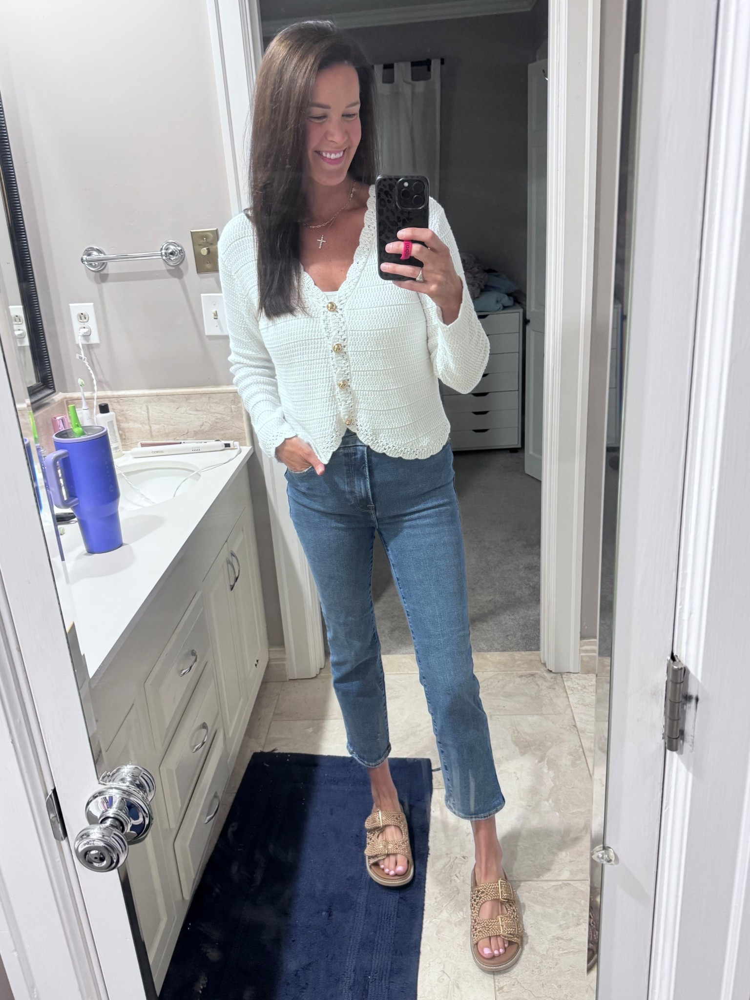 Friday Clinic #OOTD 😍🫶🏼 

#LTKFindsUnder50 #LTKWorkwear #LTKShoeCrush