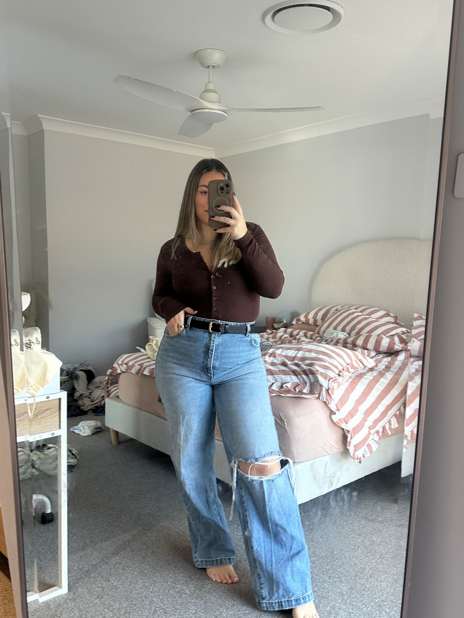 Top: size XL
Jeans: size 14
Couldn’t fine the ripped version if these but they are the Abrand 94 Hugh & wide. 🤎🩵

#LTKaustralia #LTKmidsize #LTKcurves