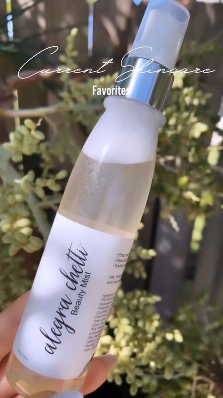 Clean beauty makeup setting spray, smells amazing ✨for glowing skin and your longest lasting makeup to

#LTKbeauty #LTKU #LTKFind
