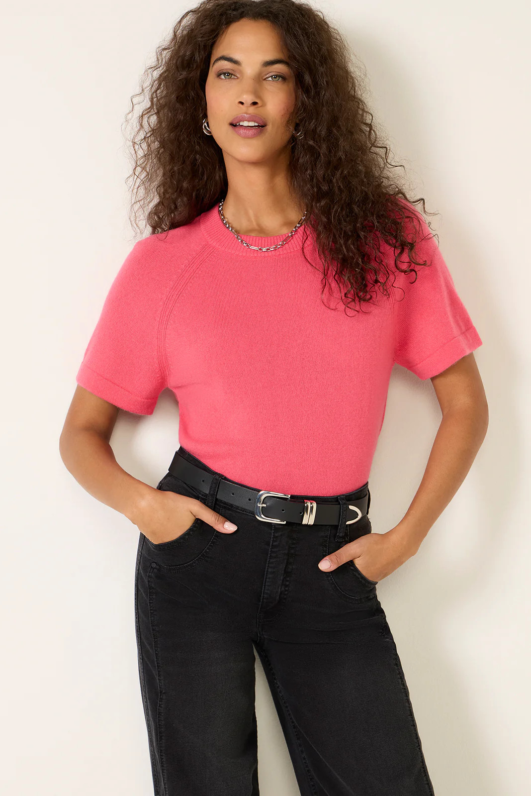 Katie Short Sleeve Raglan Cashmere Tee | Evereve
