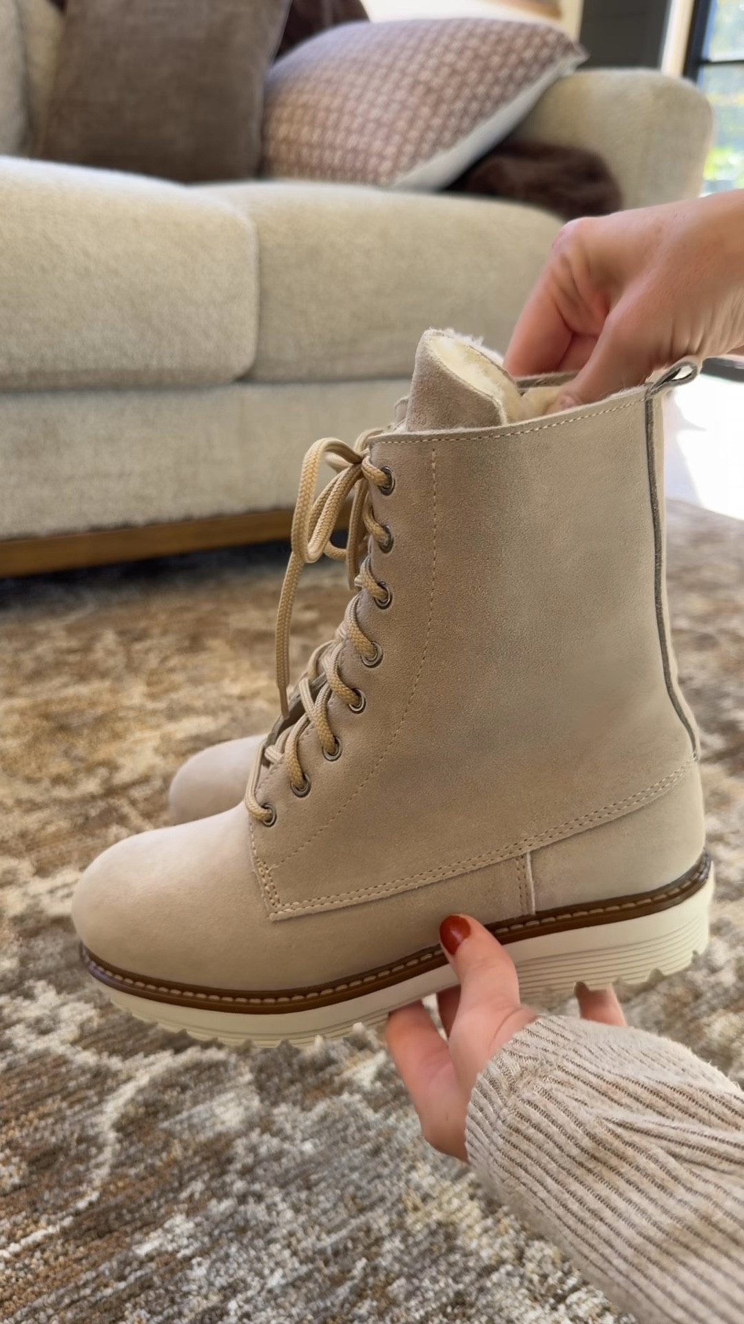 This is the perfect gift for the loved one in your life who always has cold feet 🥶 These sheepskin boots are not only fashionable, but they’re so cozy!! 
#ad #overlandsheepskin #myoverland
@overlandsheepskin

#LTKShoeCrush #LTKSeasonal #LTKGiftGuide