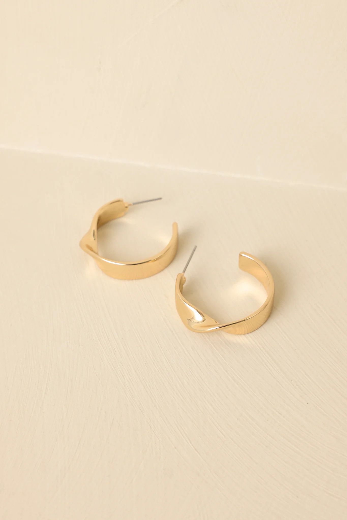Unexpected Twist Gold Hoop Earrings | Red Dress