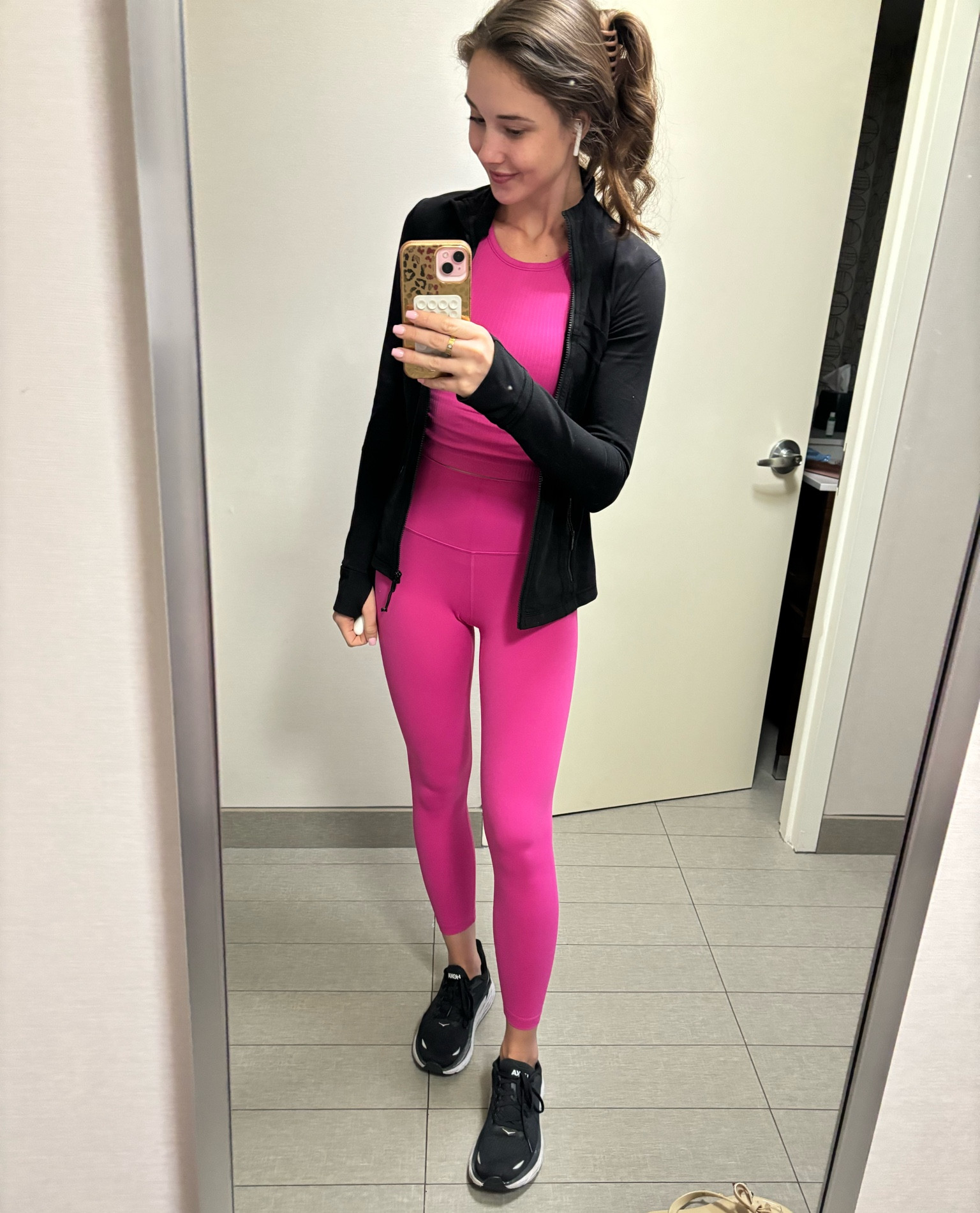 Amazon workout set! 
#workout #amazonathletic #amazonfinds #amazonfashion

#LTKstyletip #LTKMostLoved #LTKfitness