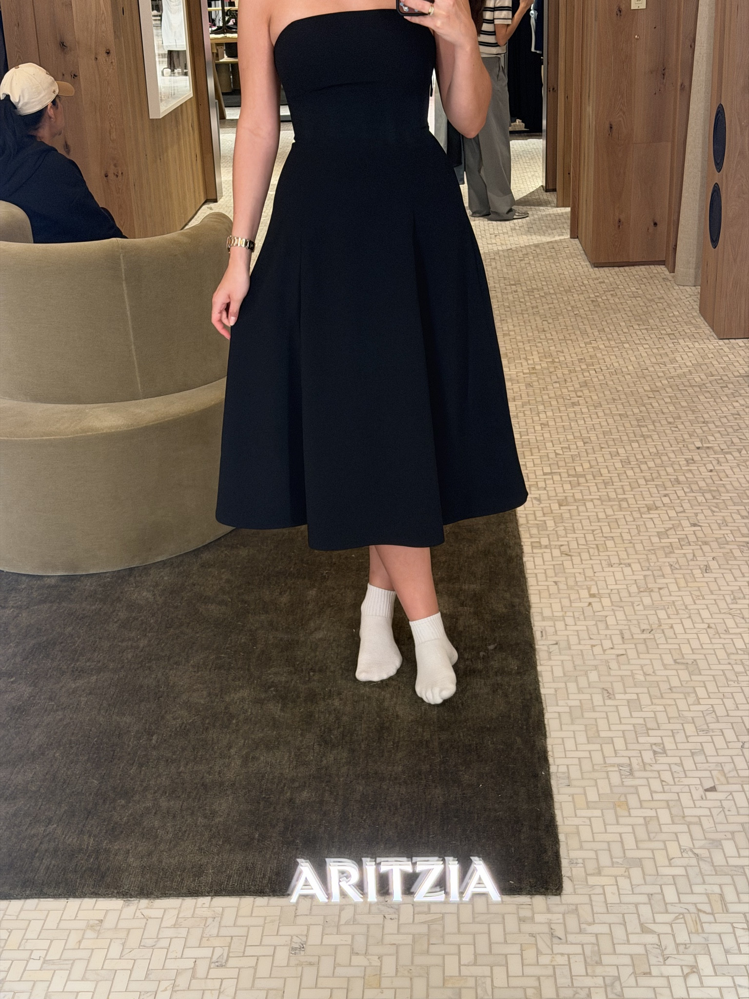 Okay but why is it a humiliation ritual trying on clothes at aritzia… nonetheless obsessed with this dress and it’s so perfect for weddings as a vendor

#LTKSeasonal #LTKTall #LTKWedding