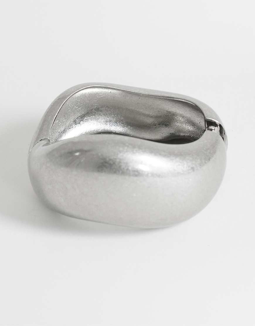 Topshop Flavia chunky bangle in silver | ASOS (Global)